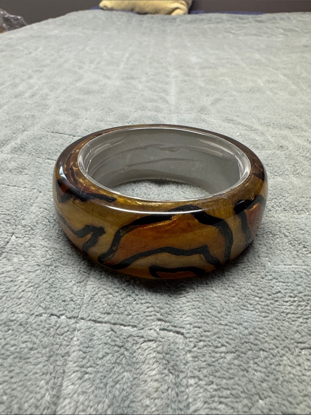 Vintage Plastic Bangle Bracelet, Animal Print, Retro, Boho - Picture 4 of 8